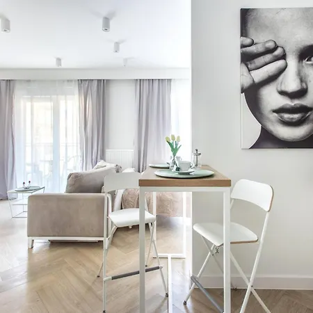 Renttogo - Bulwar Staromiejski * Wroclaw